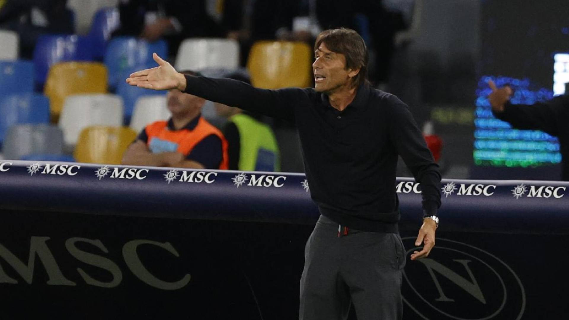 Antonio-Conte-in-Napoli-Como