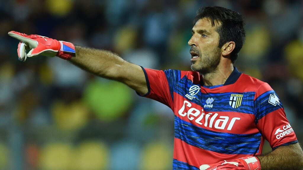 buffon-con-la-maglia-del-parma-1024x576-1