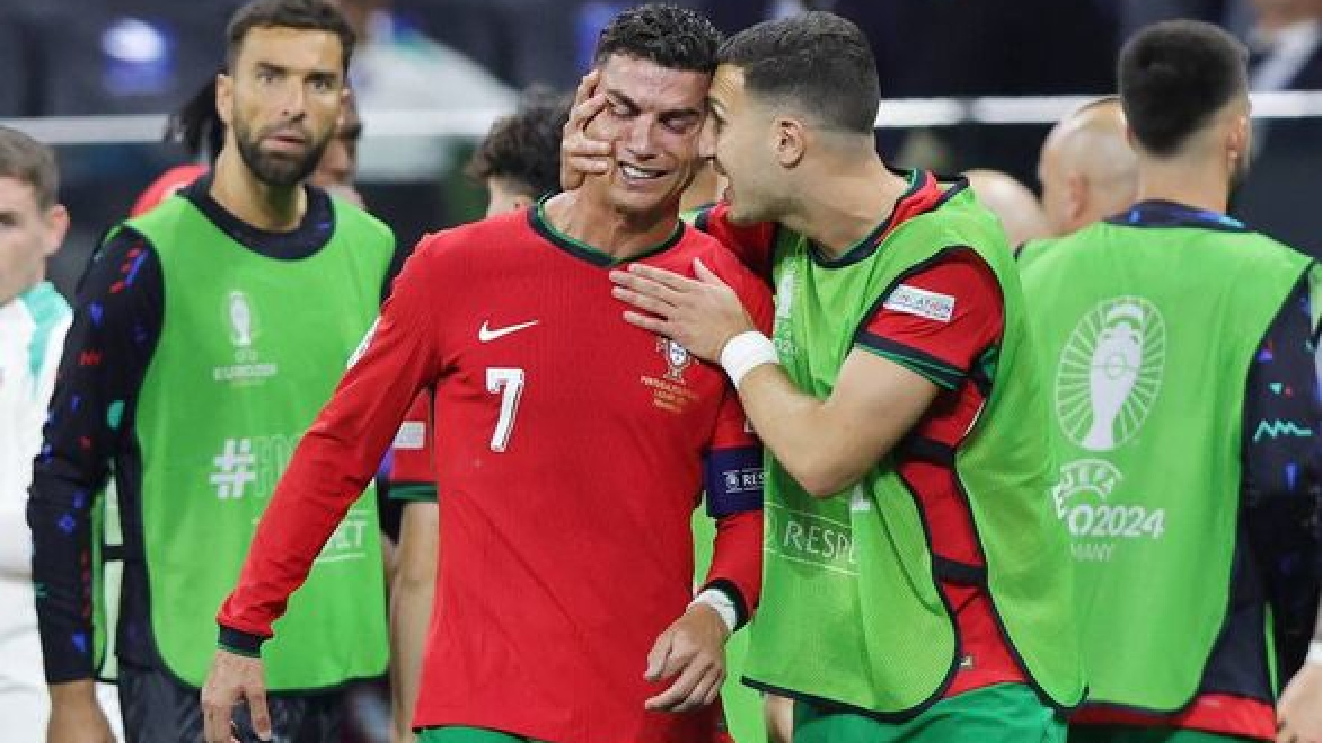 CR7 distrugge Shearer e Lineker: "Due ratti. Mi criticano per finire in prima pagina"