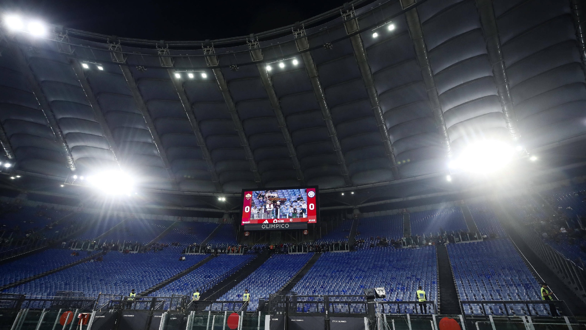 curva-sud-protesta-roma-inter