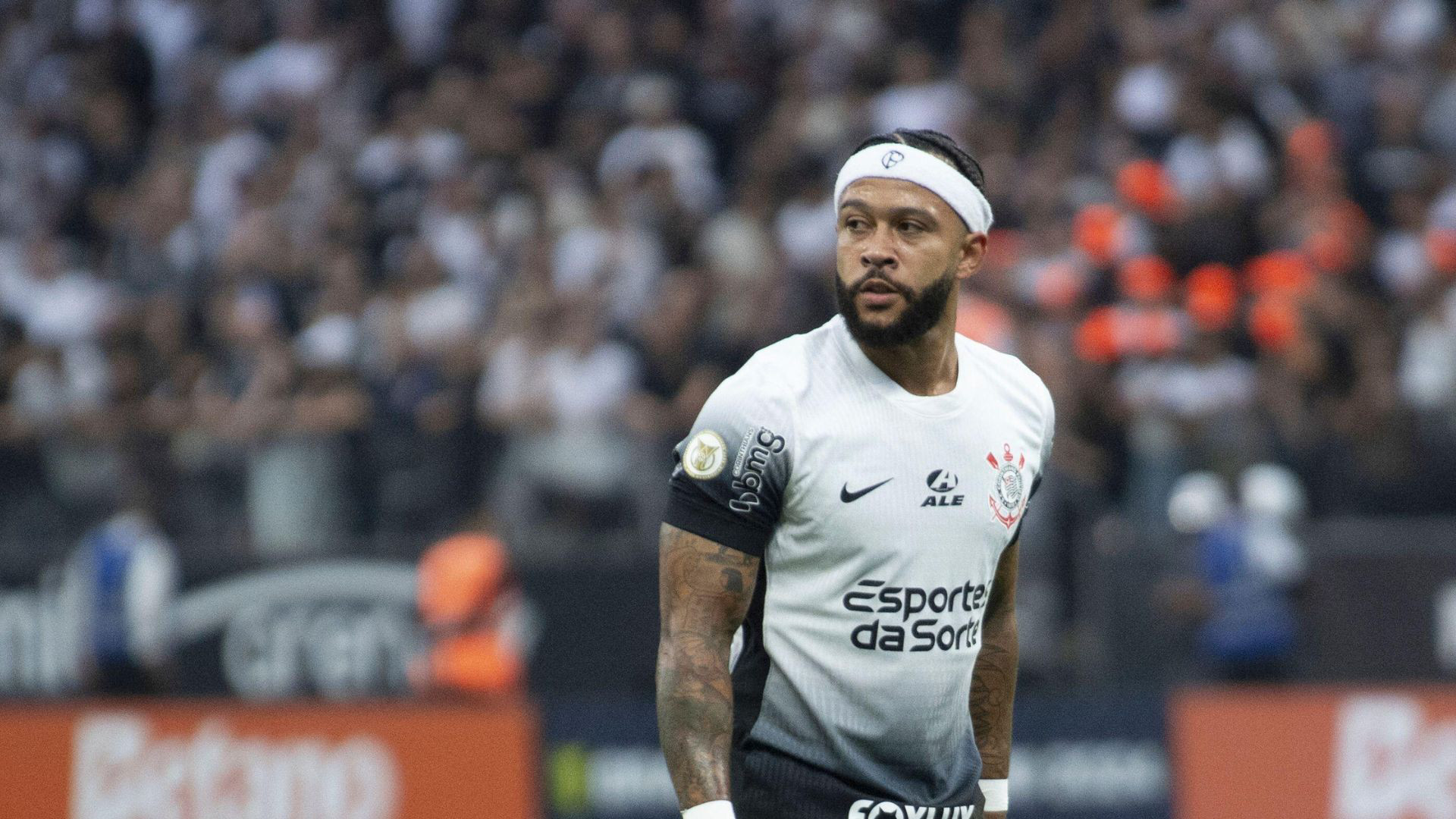 Dopo solo un mese Depay "scappa" dal Brasile? Il Corinthians ha un grosso problema