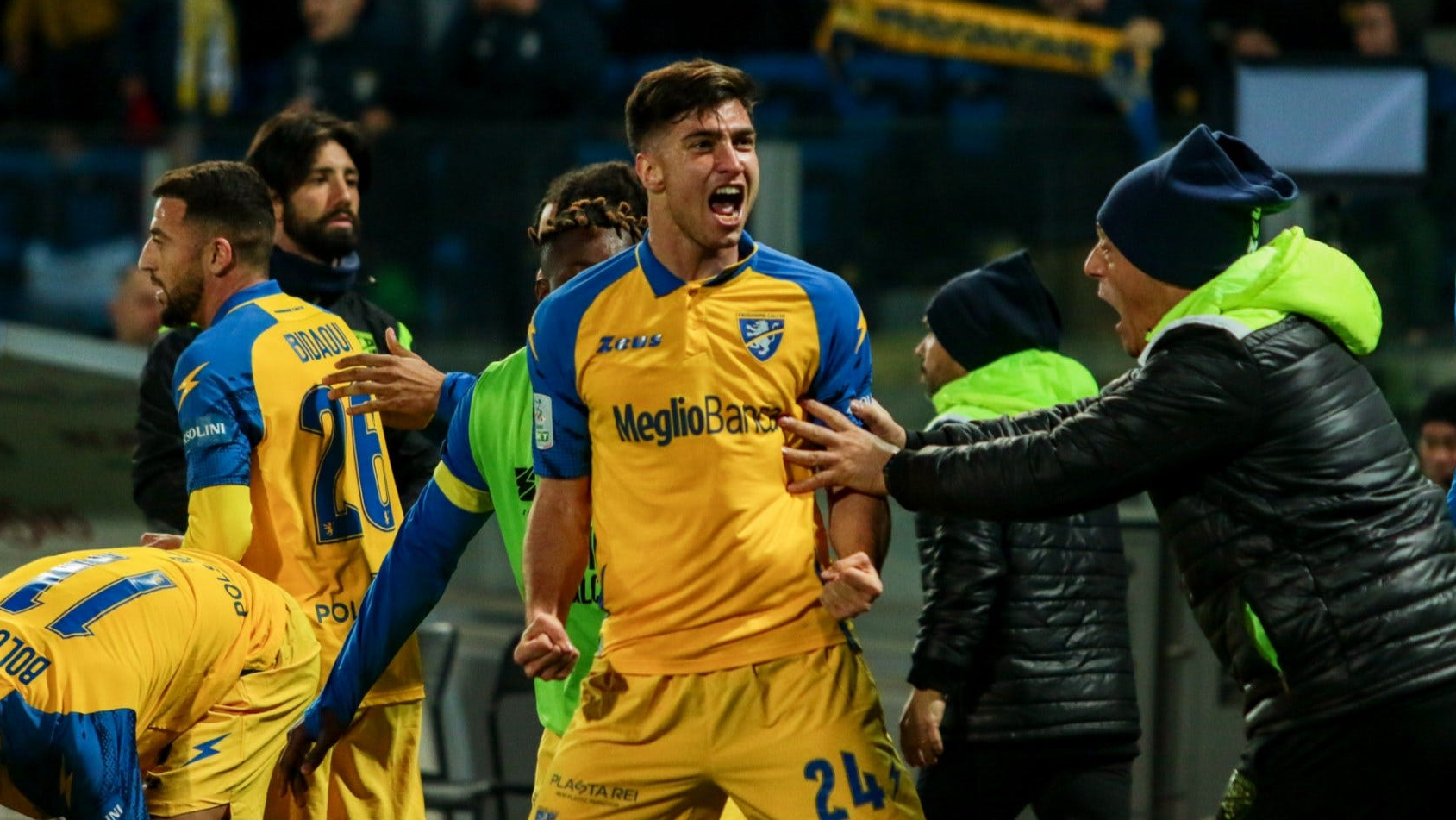 frosinone-torna-in-serie-a