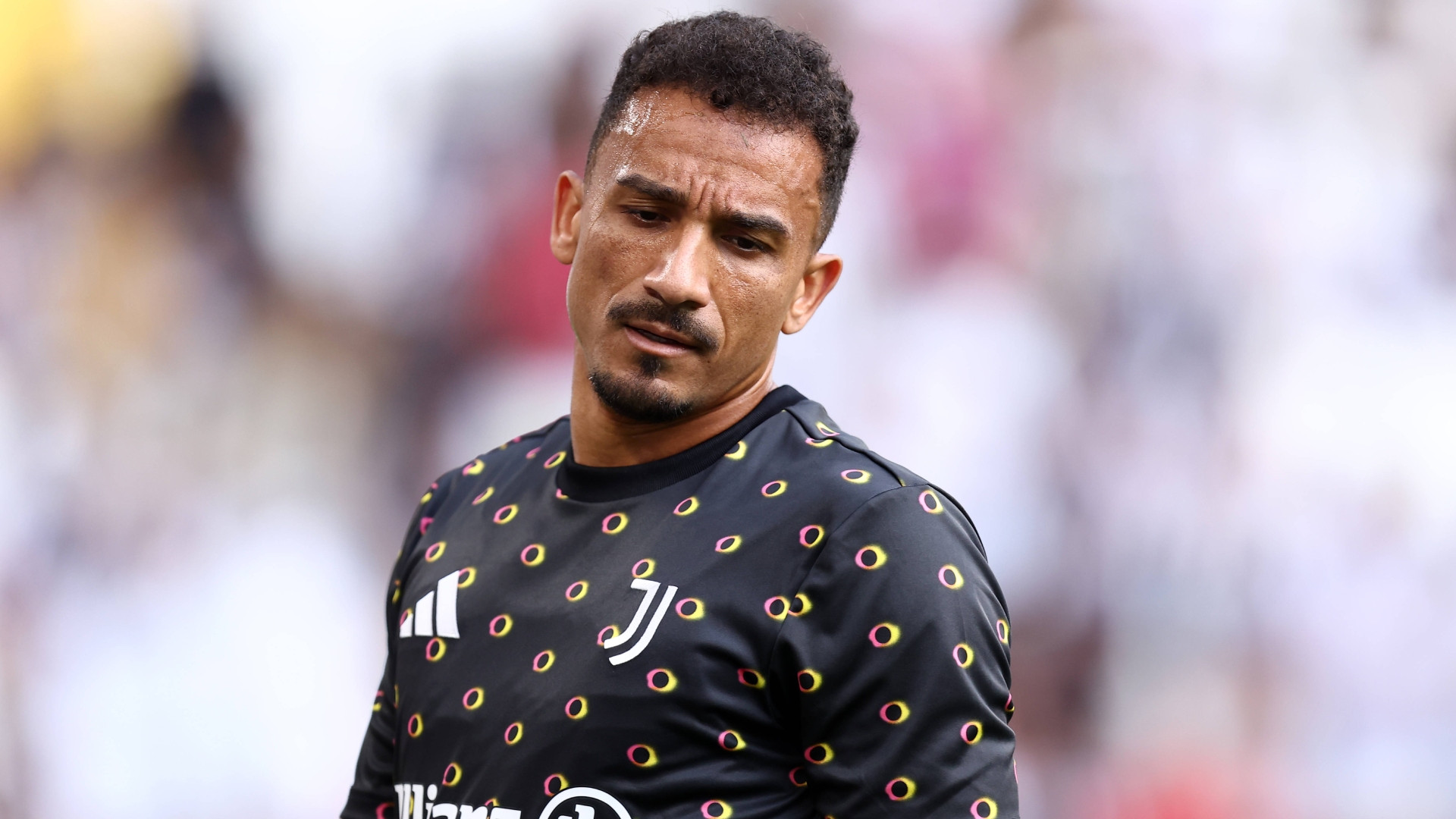 Juve-da-capitano-a-riserva-che-succede-a-Danilo