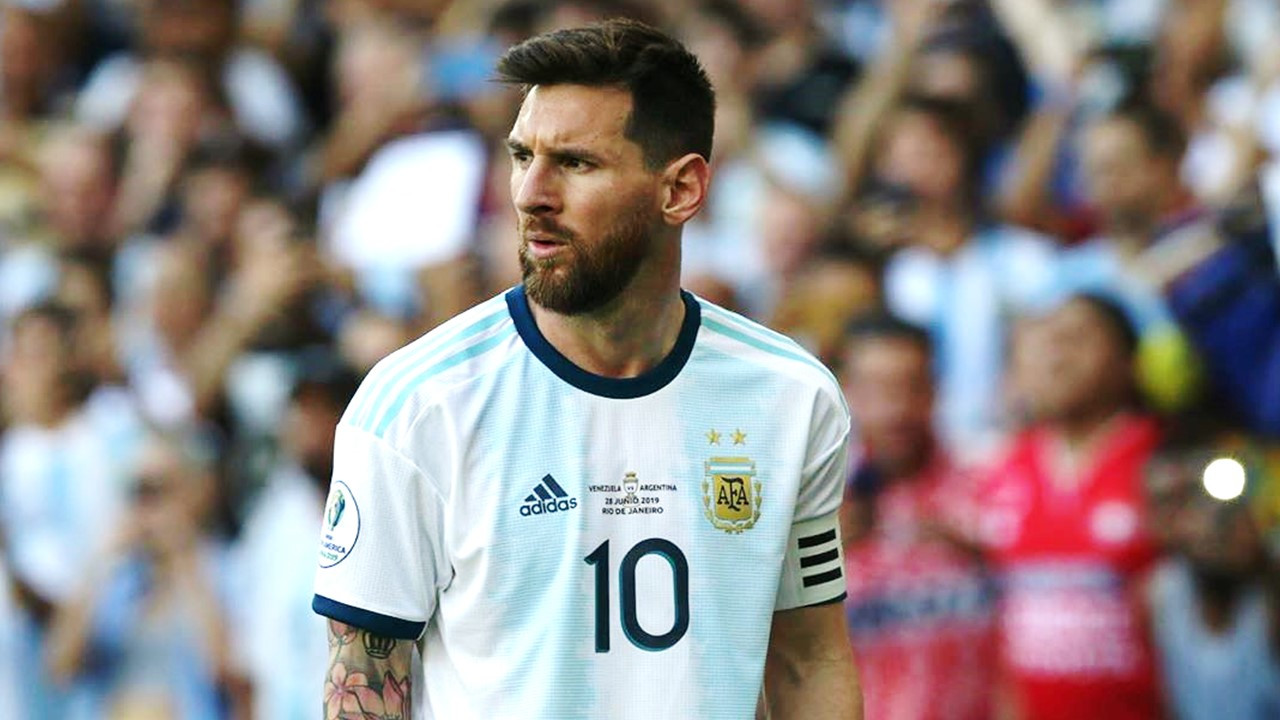 leo-messi-che-attacco-al-brasile