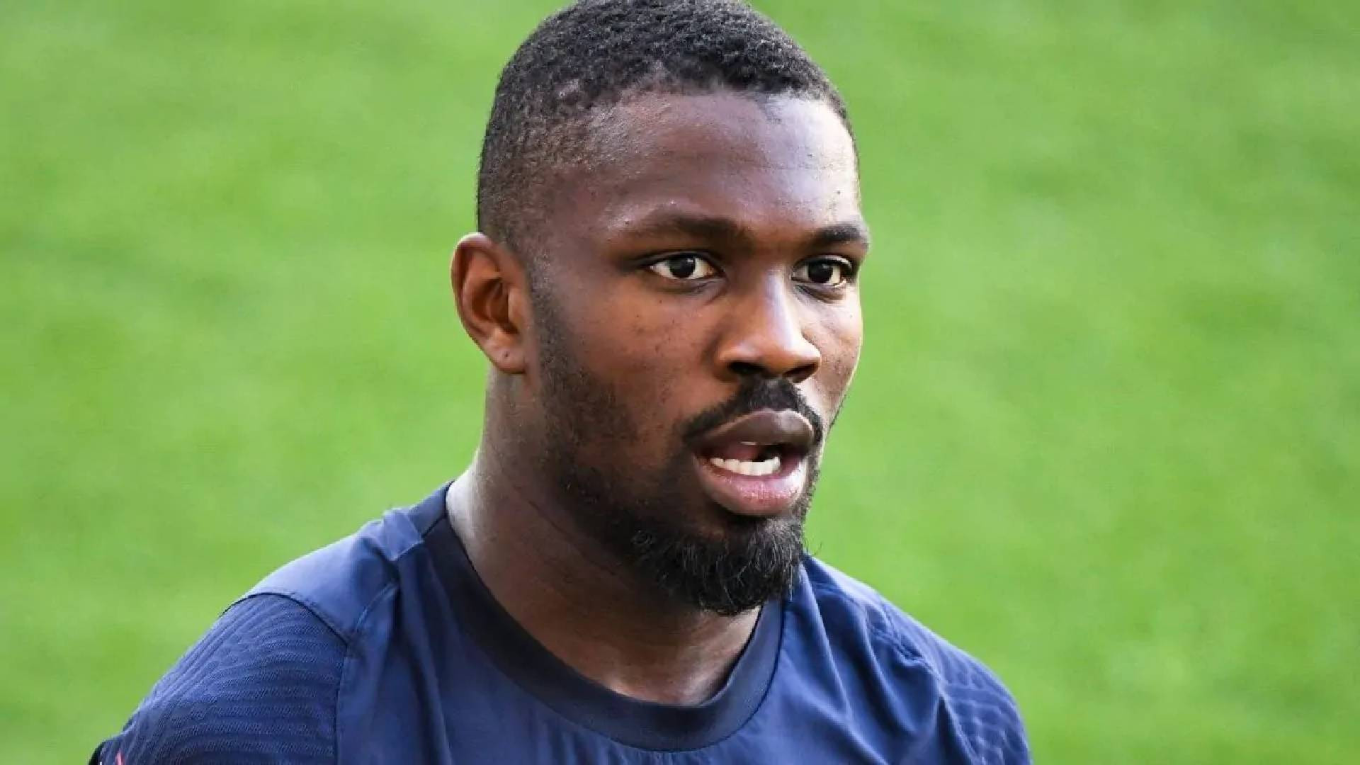 Marcus-Thuram-flop-con-la-Francia