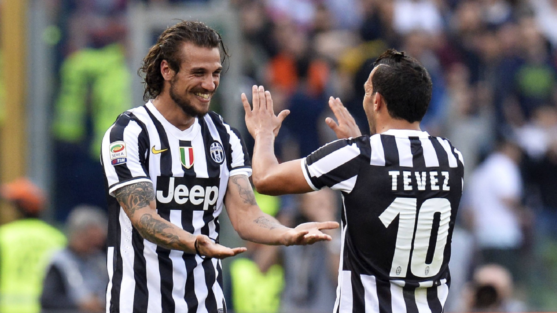 La rivelazione di Osvaldo: "Alla Juve avevamo una sala fumatori"