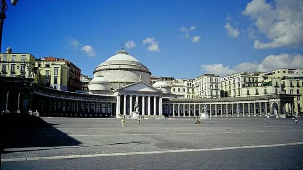 piazza-del-plebiscito-1024x576