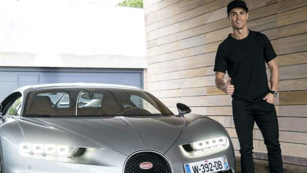 ronaldo-con-la-bugatti-1024x576